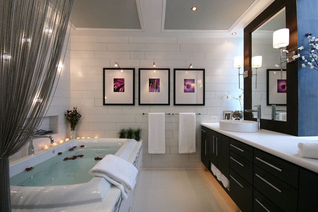 Modern Luxe Bath, Stratton Design Group