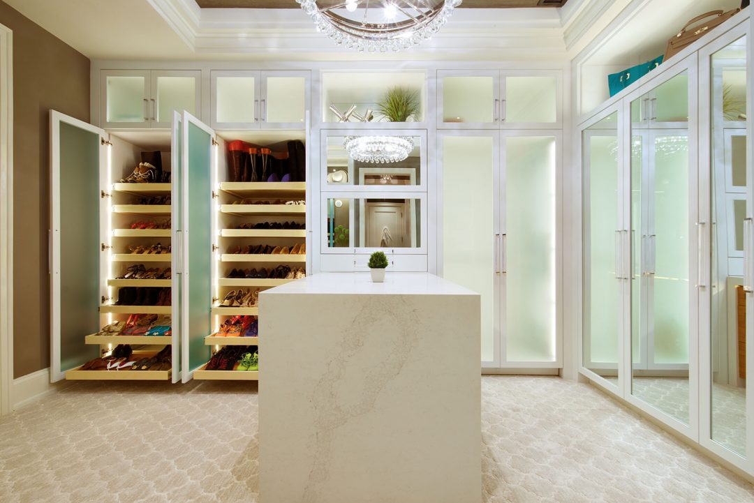 Modern Condo Bath, Stratton Design Group