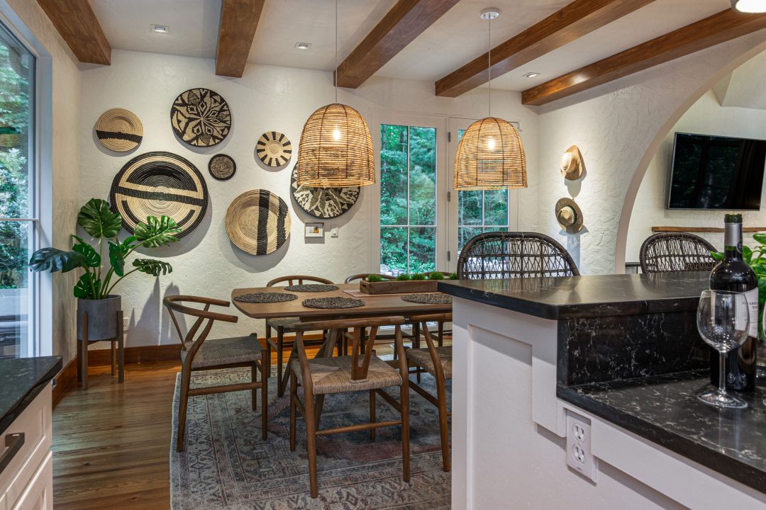 Global Sophistication by Stratton Design Group