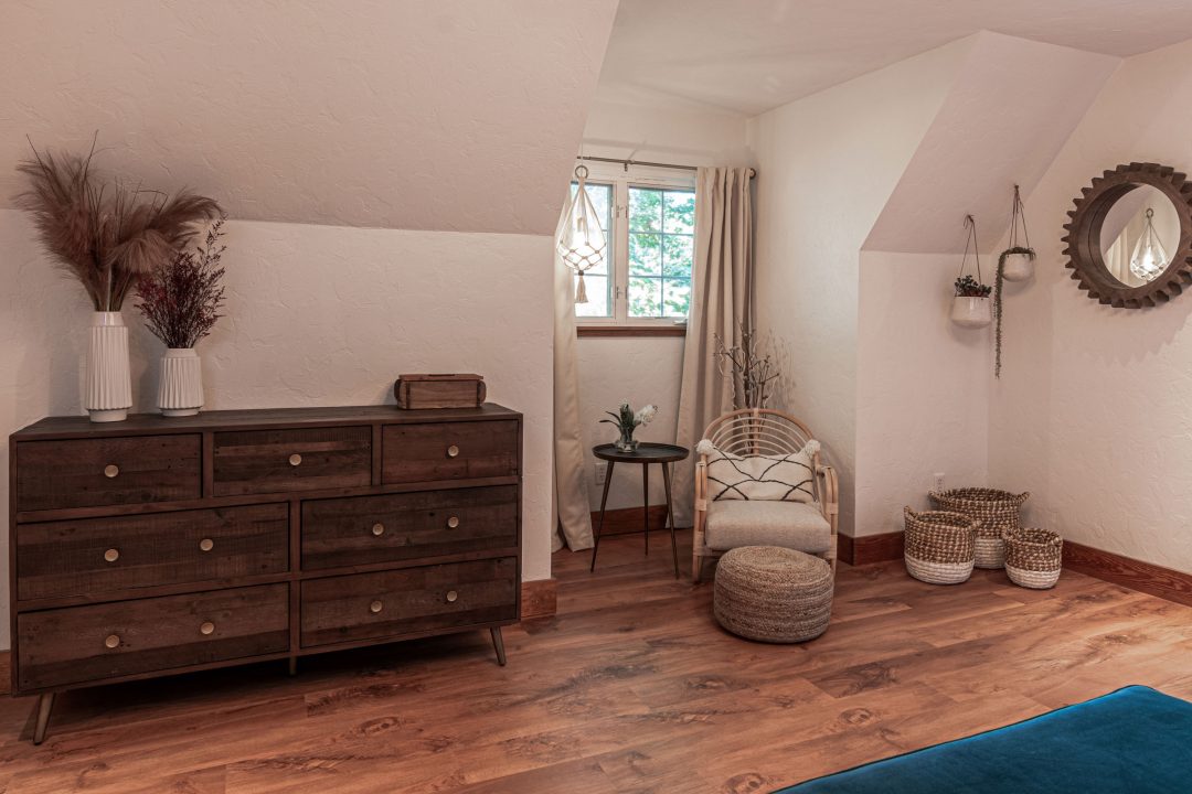 Global Sophistication by Stratton Design Group